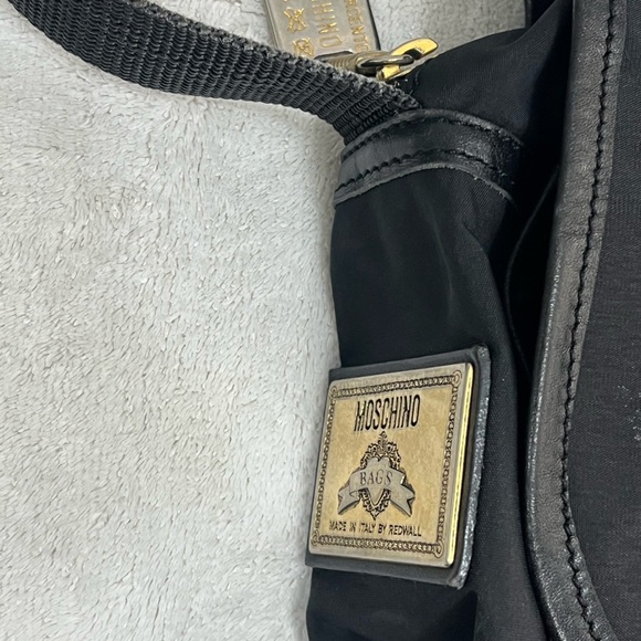 Moschino Nylon Messenger Bag vintage - Picture 6 of 13